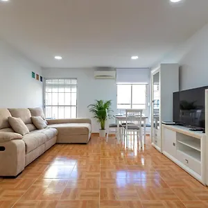 Charming 2 Bedroom At Triana Center By Oui Appartement Séville